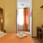 Oda ve Kahvaltı Relax