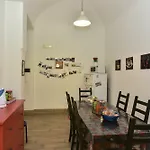 Oda ve Kahvaltı Relax